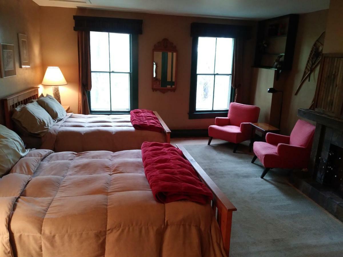 The Inn In Westport Extérieur photo